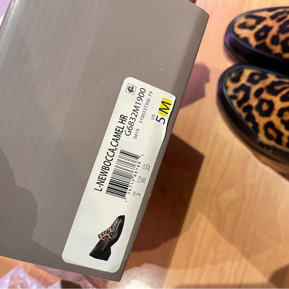 NWT - Picture 7 of 7